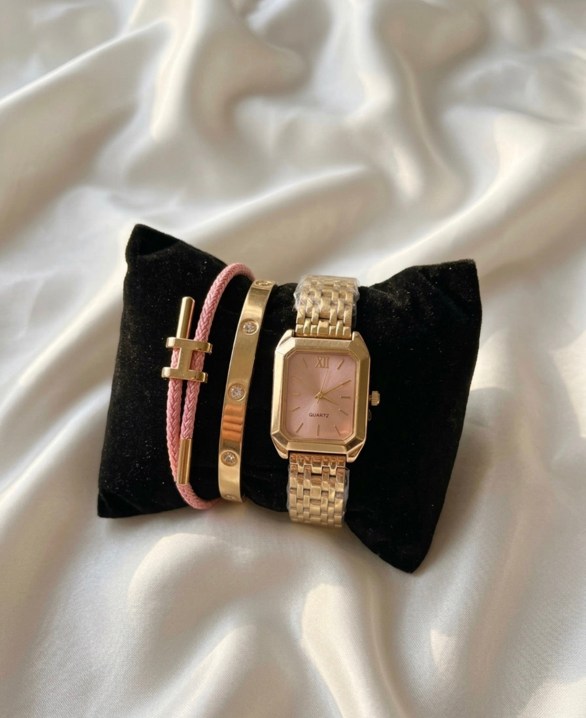 Rose Luxe wristwatch